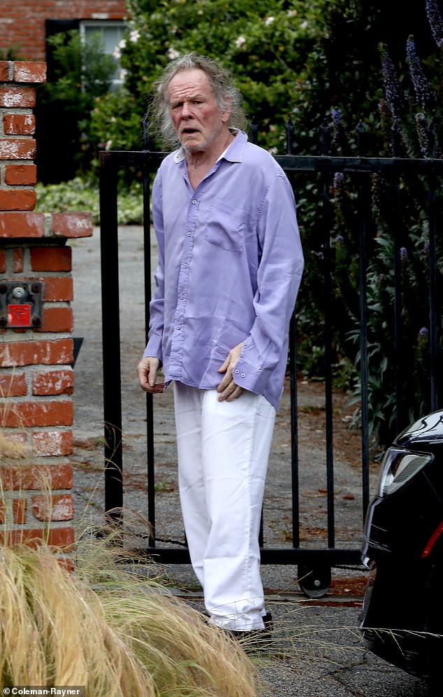 Actor Nick Nolte Evokes His Notorious Wild Wallpaper