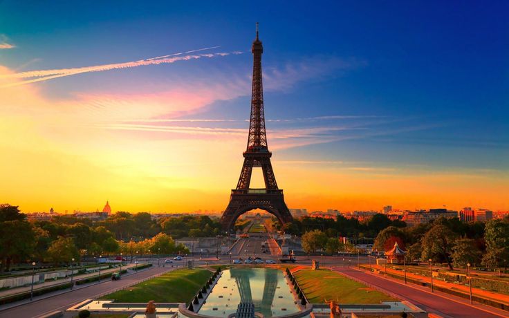 Paris Eiffel Tower City Landscape Laptop Wallpaper