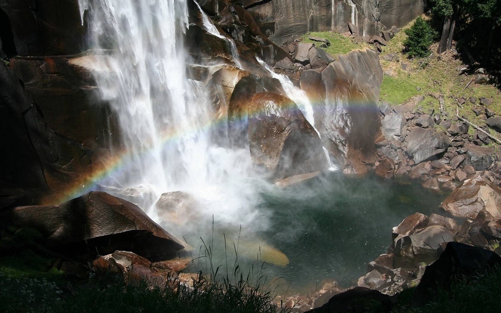 Rainbow Through The Waterfall Wallpaper