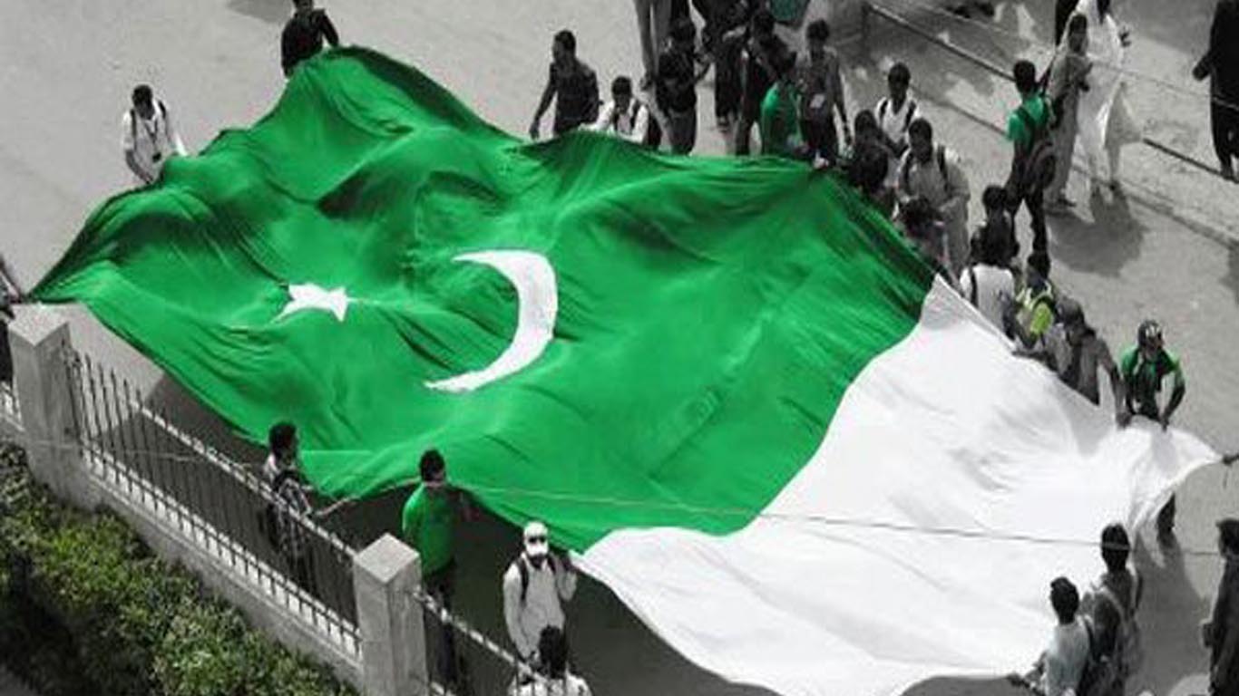 Pakistani People On August Flag HD Wallpaper Search More