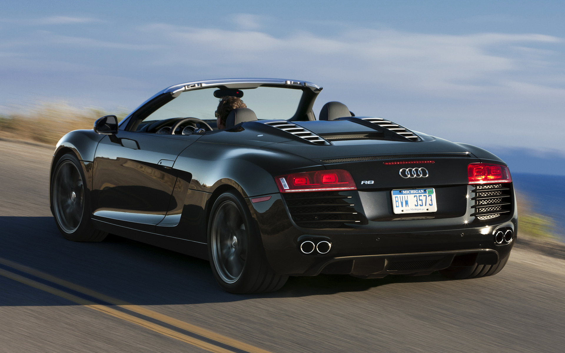 Audi R8 Spyder 2010 US Wallpapers and HD Images   Car Pixel 1920x1200