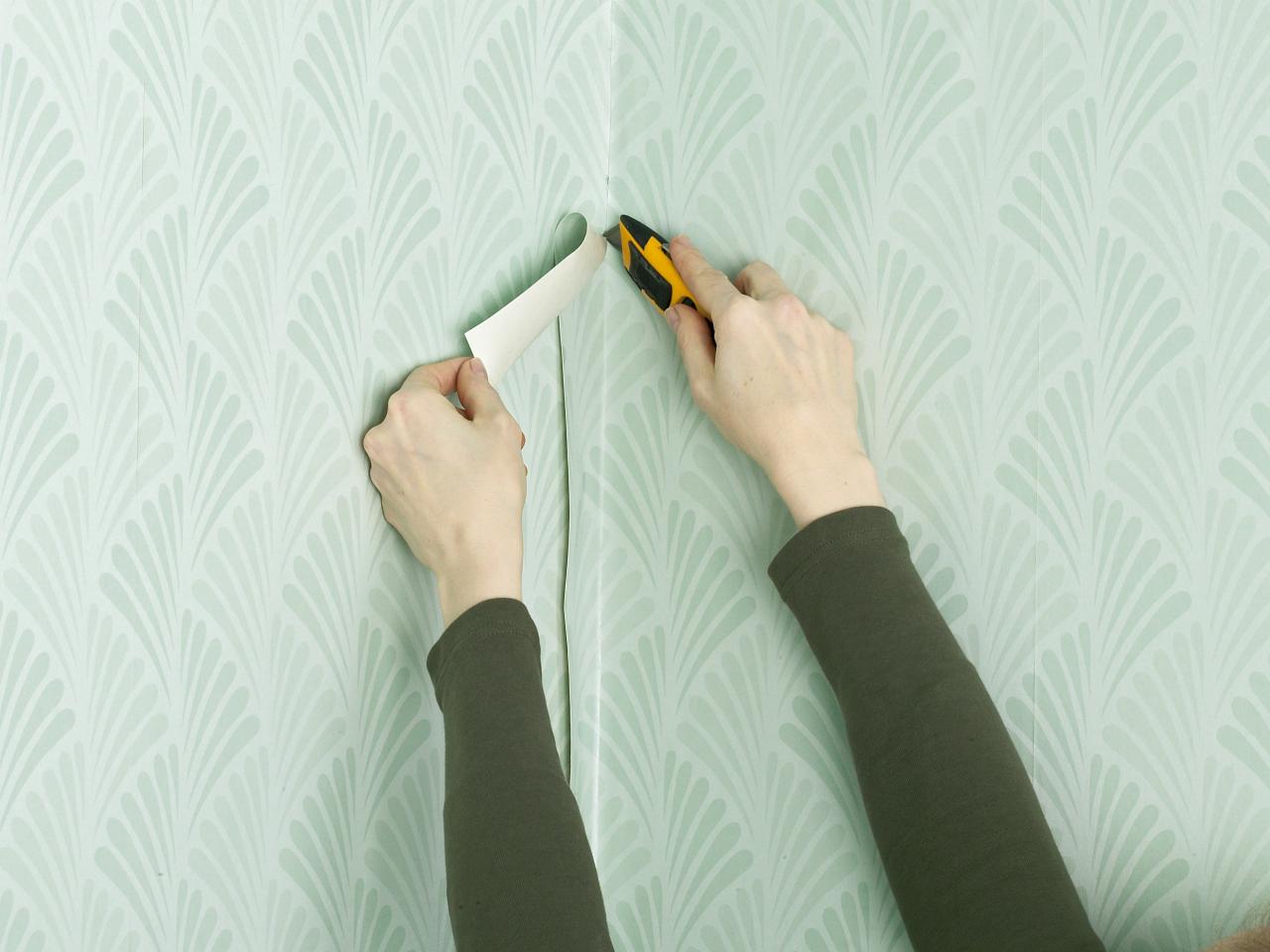 How To Wallpaper A Room Tos Diy