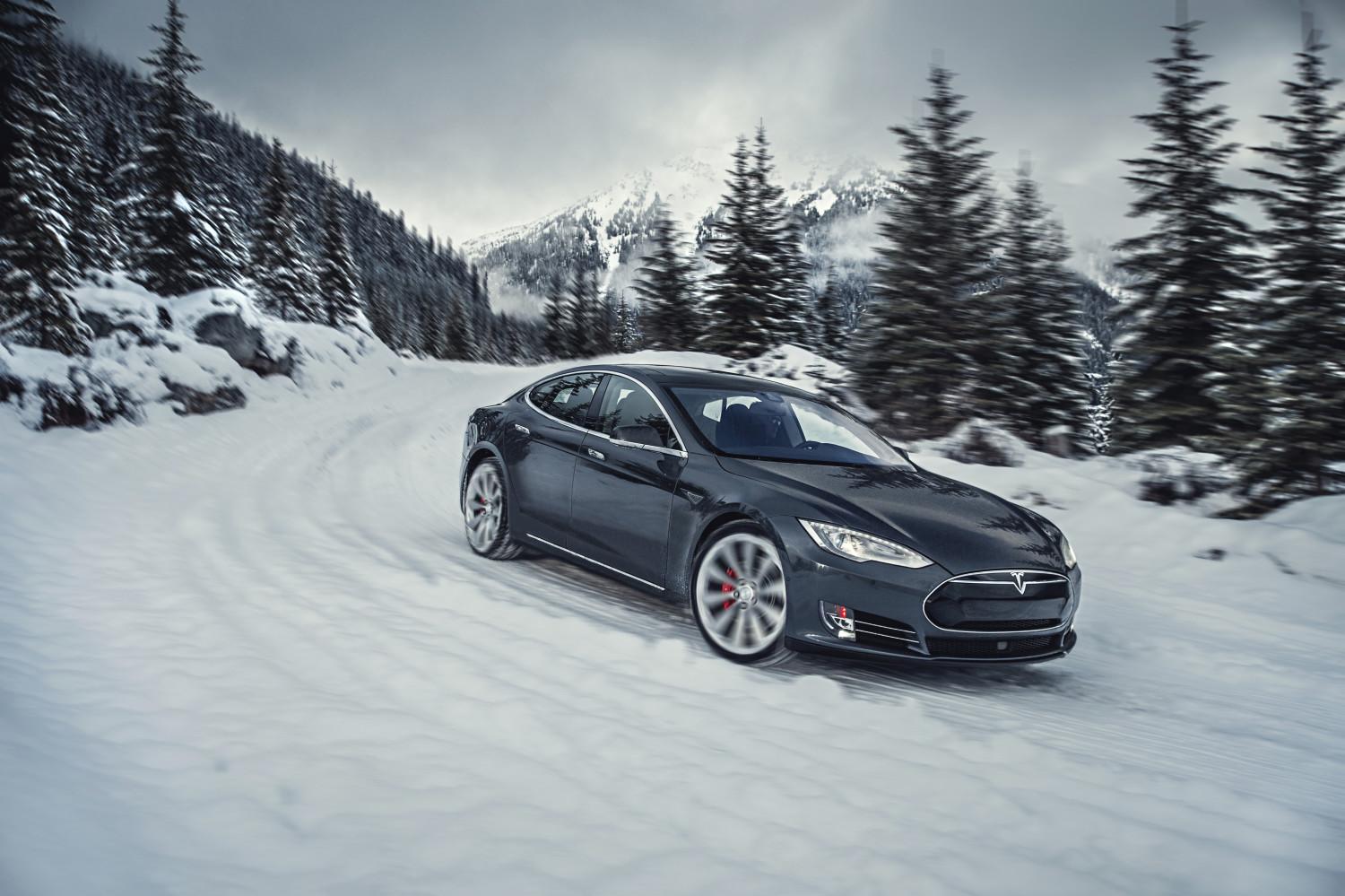 The Tesla Model S P85d And Dodge Charger Srt Hellcat Are Two