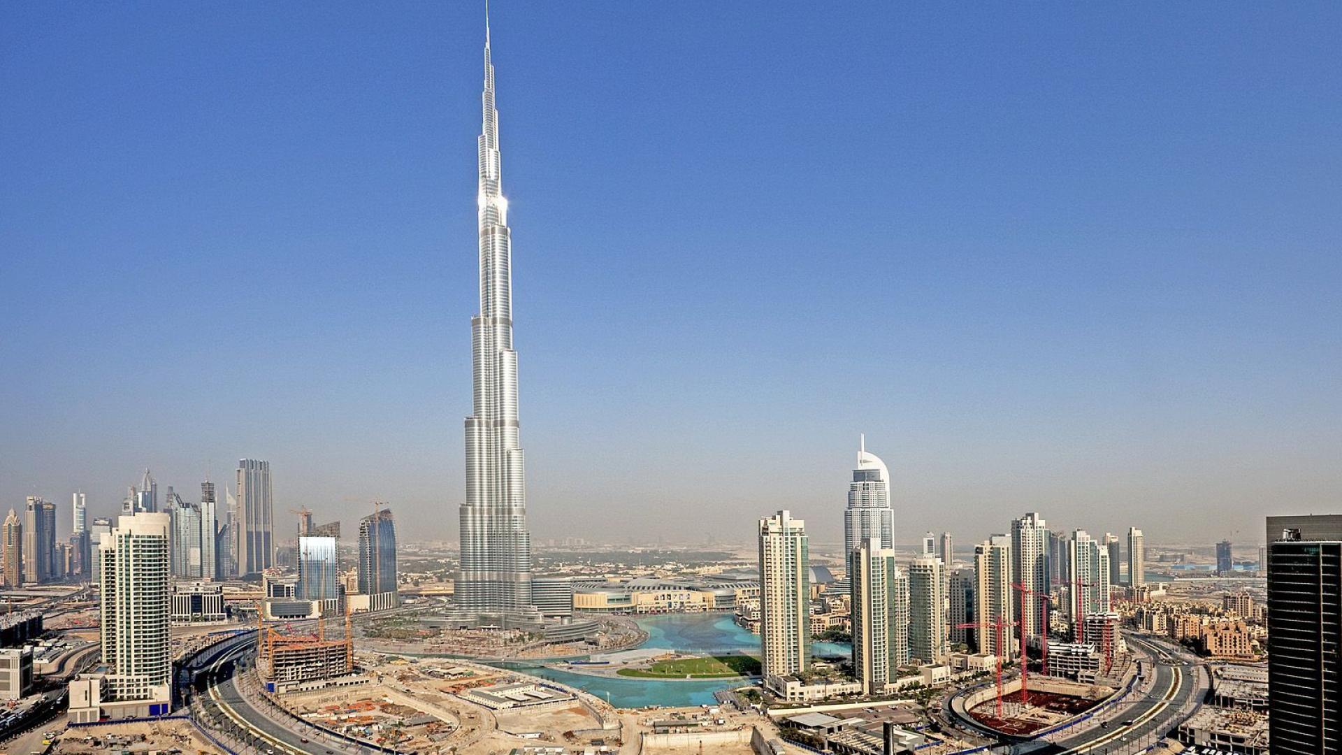 Fountains at Dubai and Burj Khalifa, the tallest building-Desktop  backgrounds-2560x1600 : Wallpapers13.com