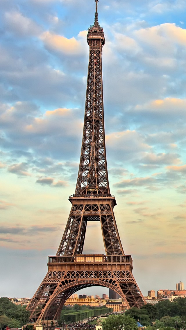 Eiffel Tower Paris Ffrance iPhone 5s Wallpaper