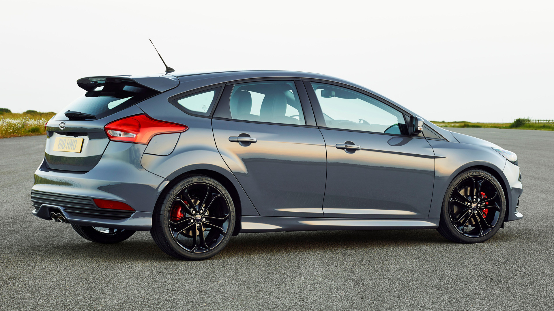 Ford Focus St Wallpaper And HD Image Car Pixel