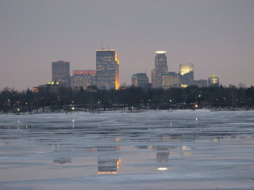 Mar Minneapolis Minnesota Downtown Reflecting Across Melting
