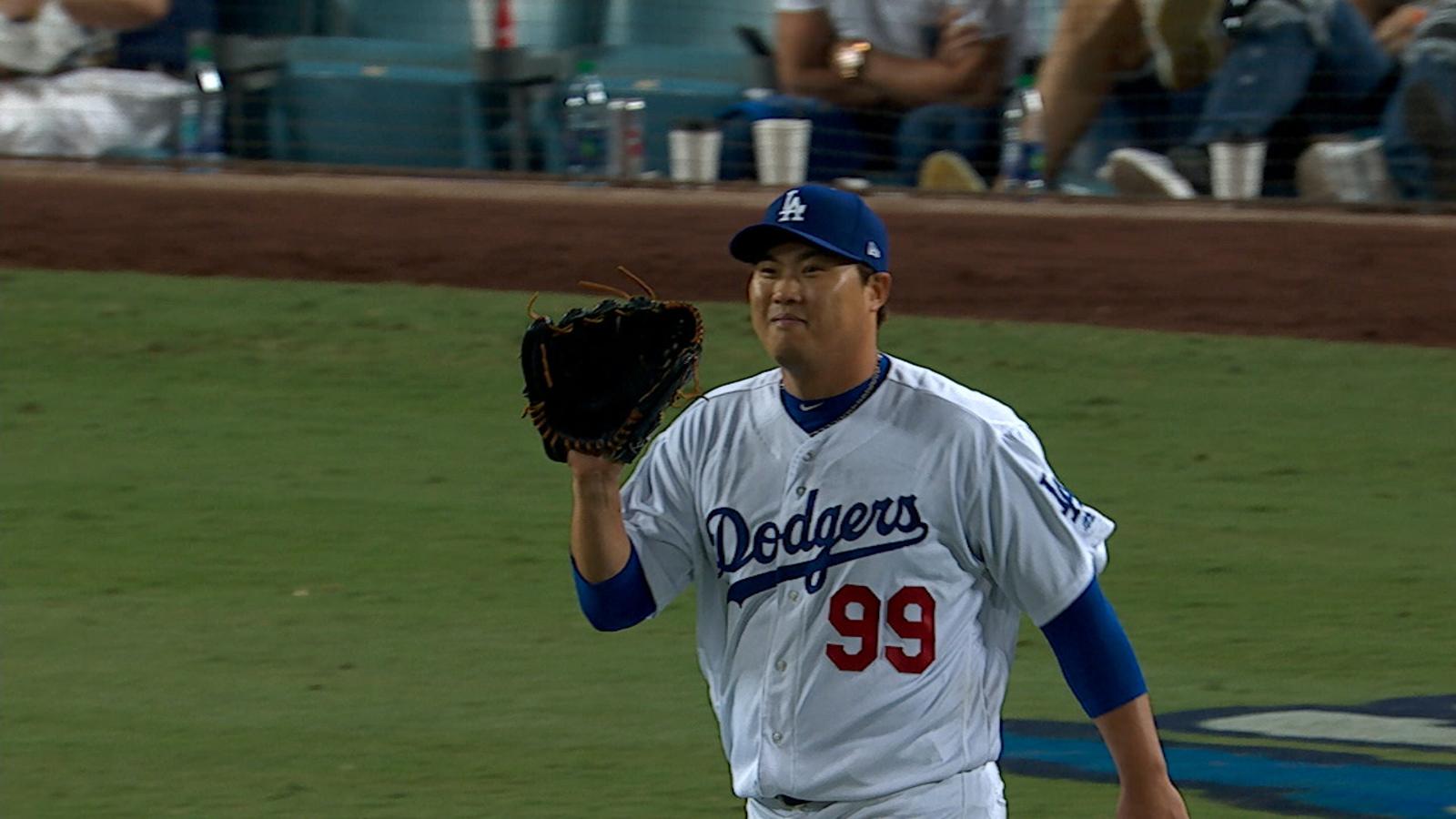 Hyun Jin Ryu Forgets Number Of Outs Mlb