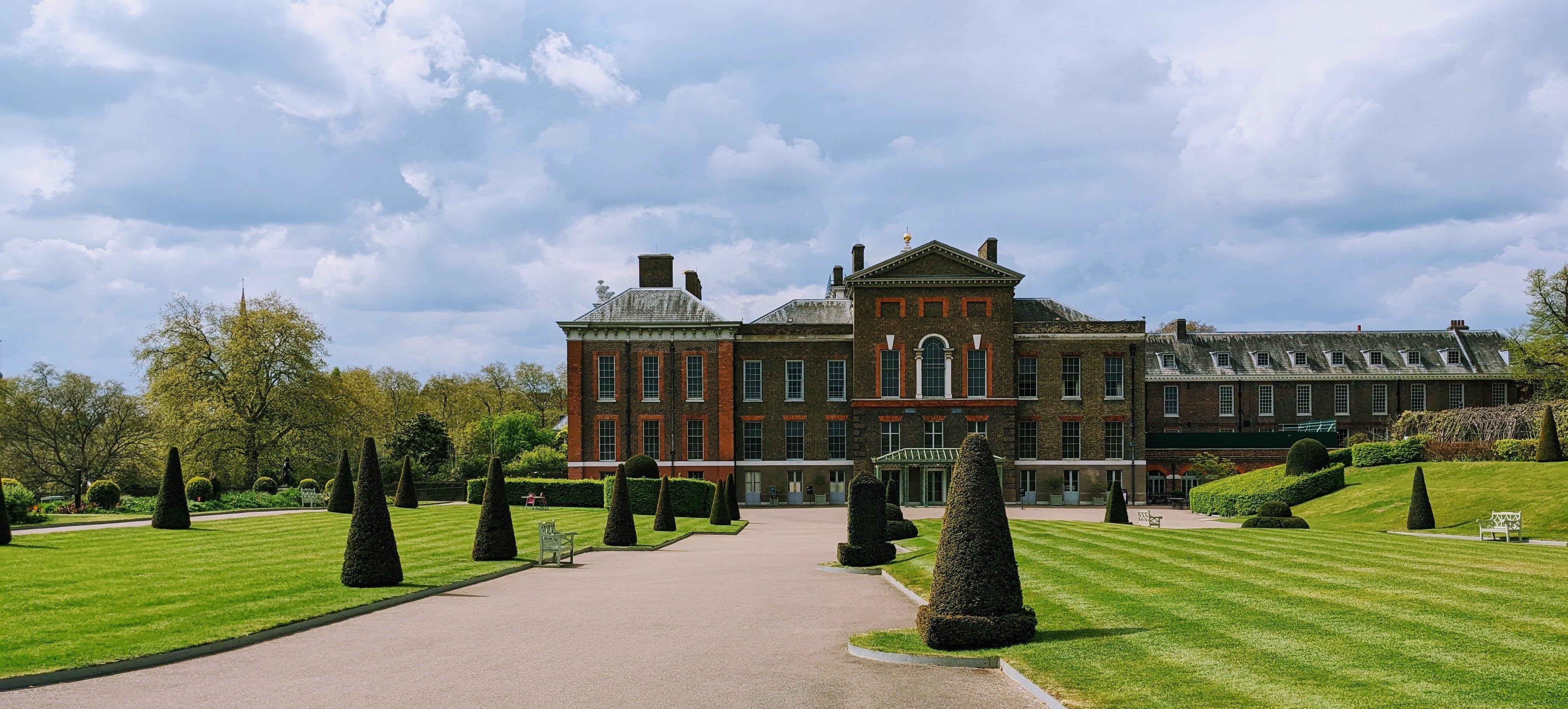 Behind The Scenes At Kensington Palace Wallpaper