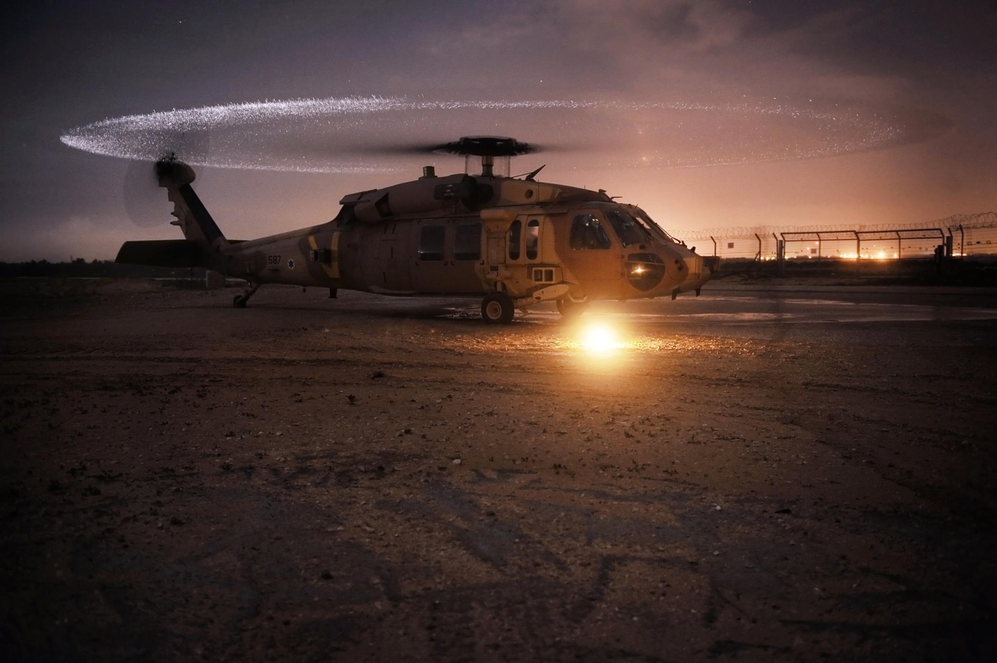 Military Helicopter Wallpaper