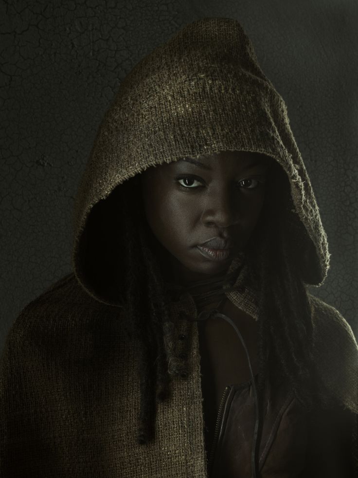 The Walking Dead Season Cast Photos Michonne Is A Total Badass