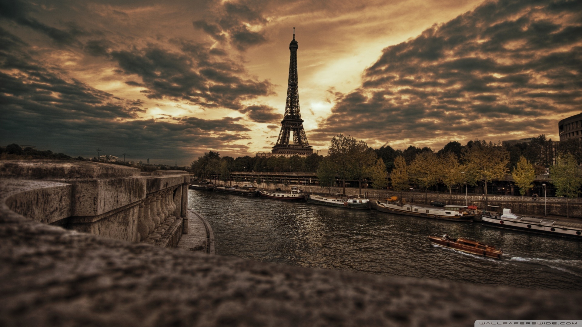Tower Eiffel HDr Wallpaper