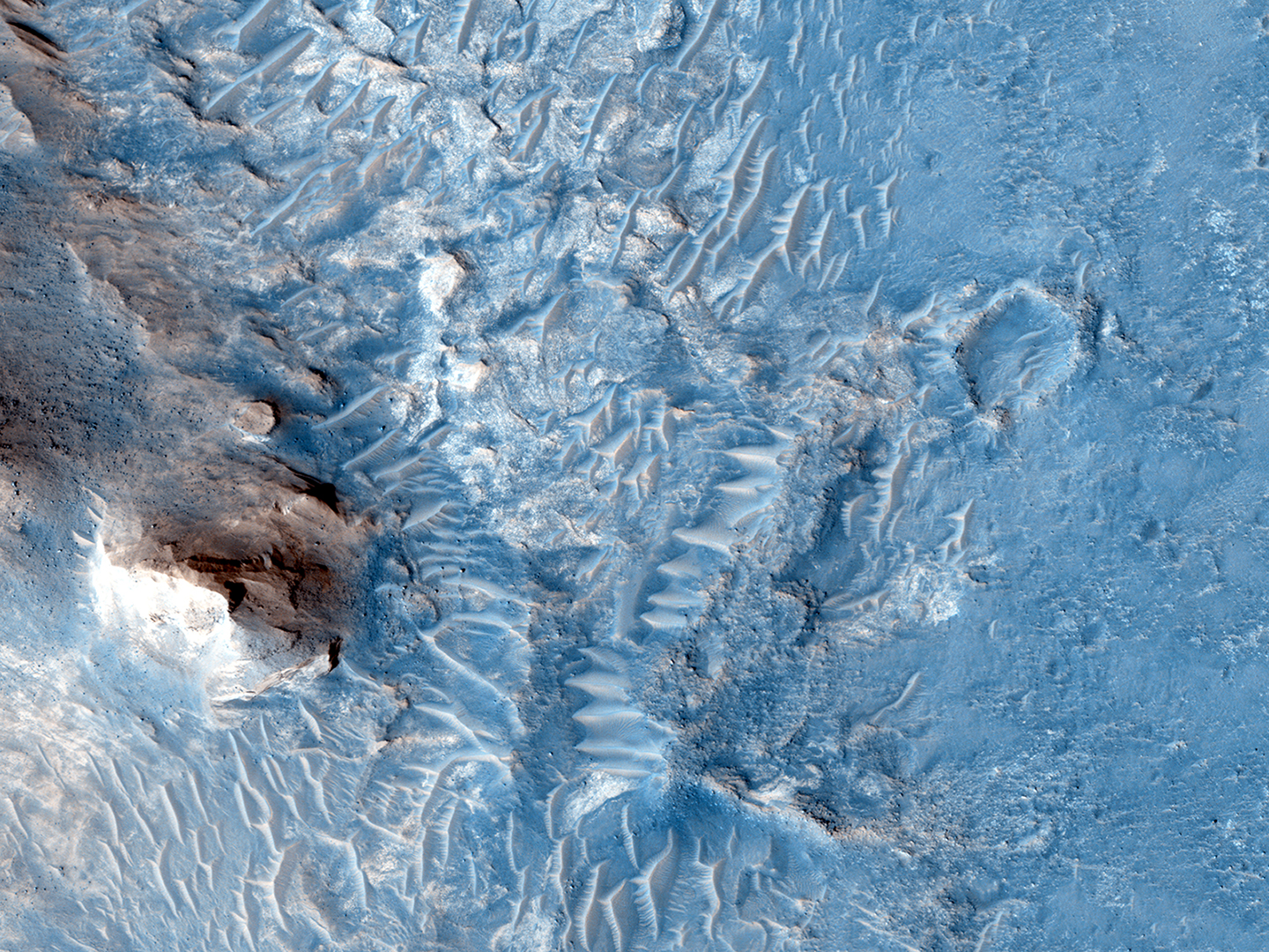 Hirise Ridges And A Valley With Flow Fronts Esp