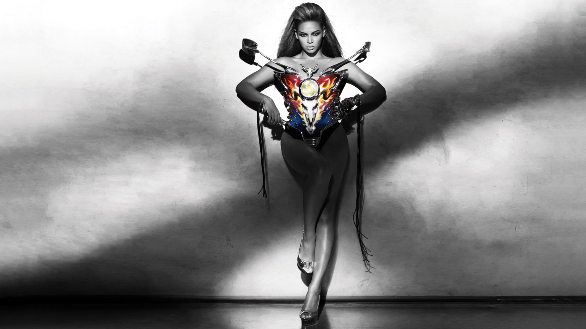 Beyonce Motorcycle Dress Rap Wallpaper