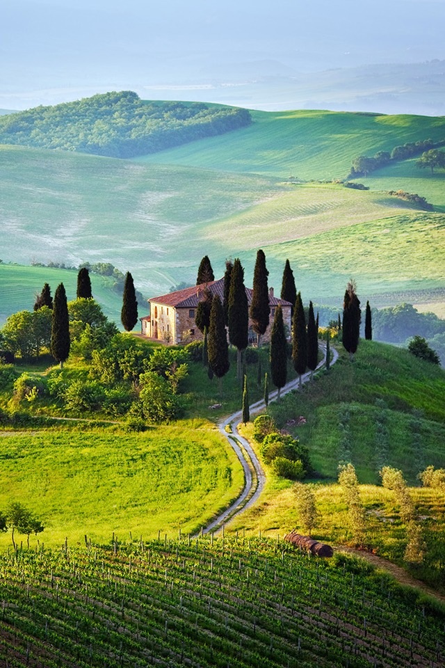 Tuscany Italy iPhone 4s Wallpaper iPad