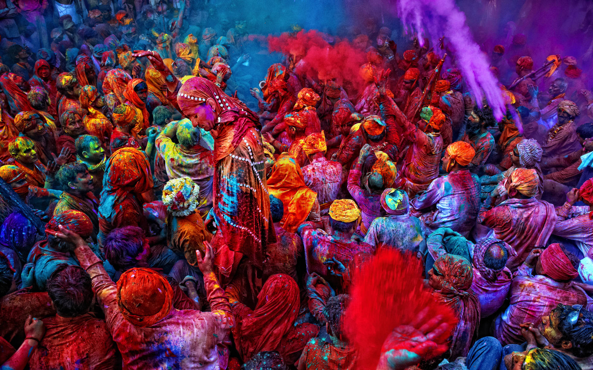Happy Holi HD Wallpaper
