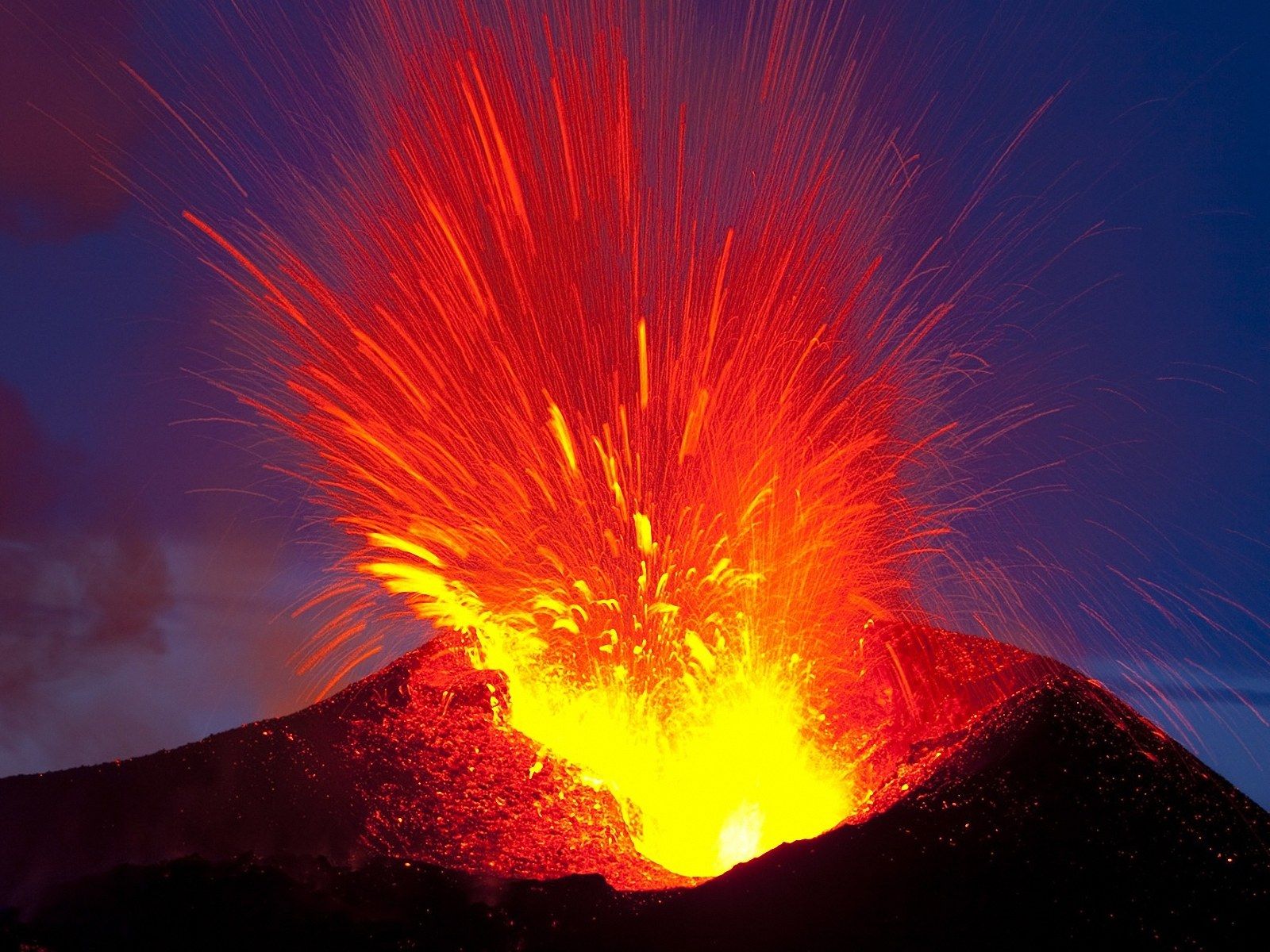 Volcano Wallpaper