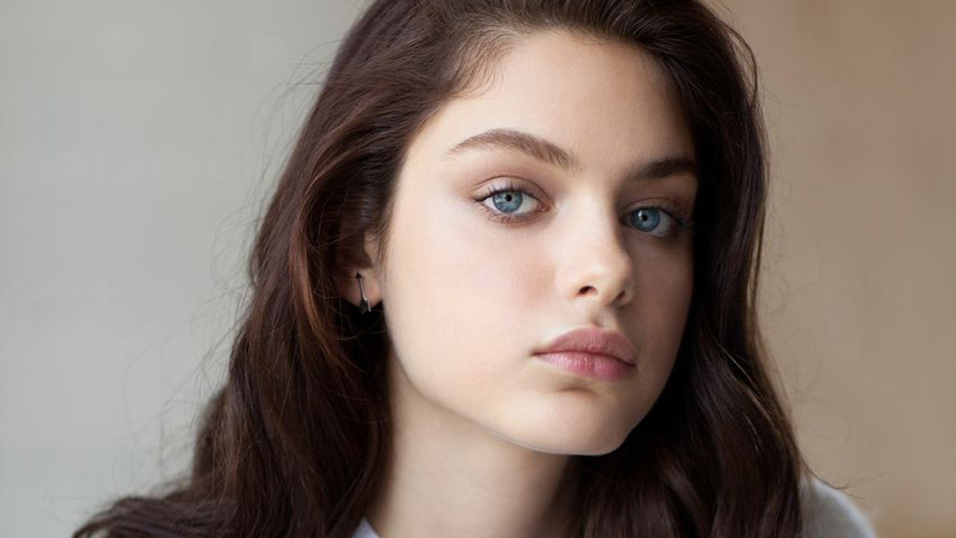 Odeya Rush Wallpaper Image Photos Picture