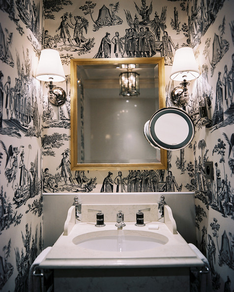 Colonial Bathroom Black White Toile Wallpaper Gold Mirror Jpg