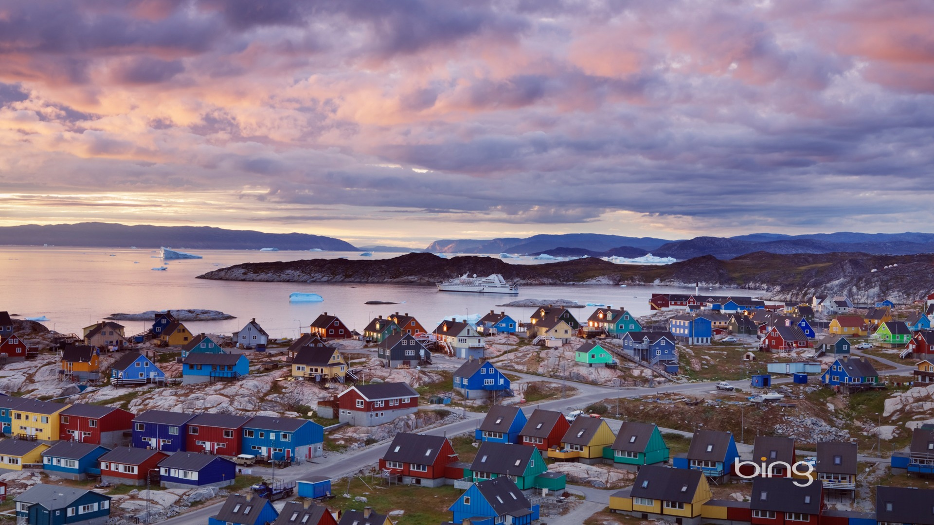 Greenlands Ilulissat Town Bing Wallpaper