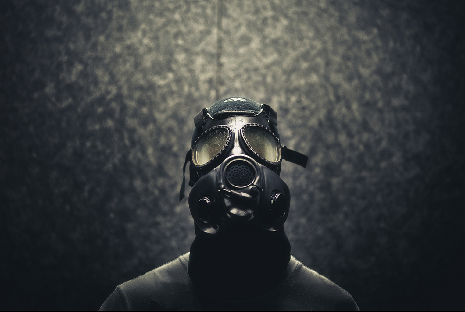 Cool Skull With Gas Mask Wallpaper Descriptions