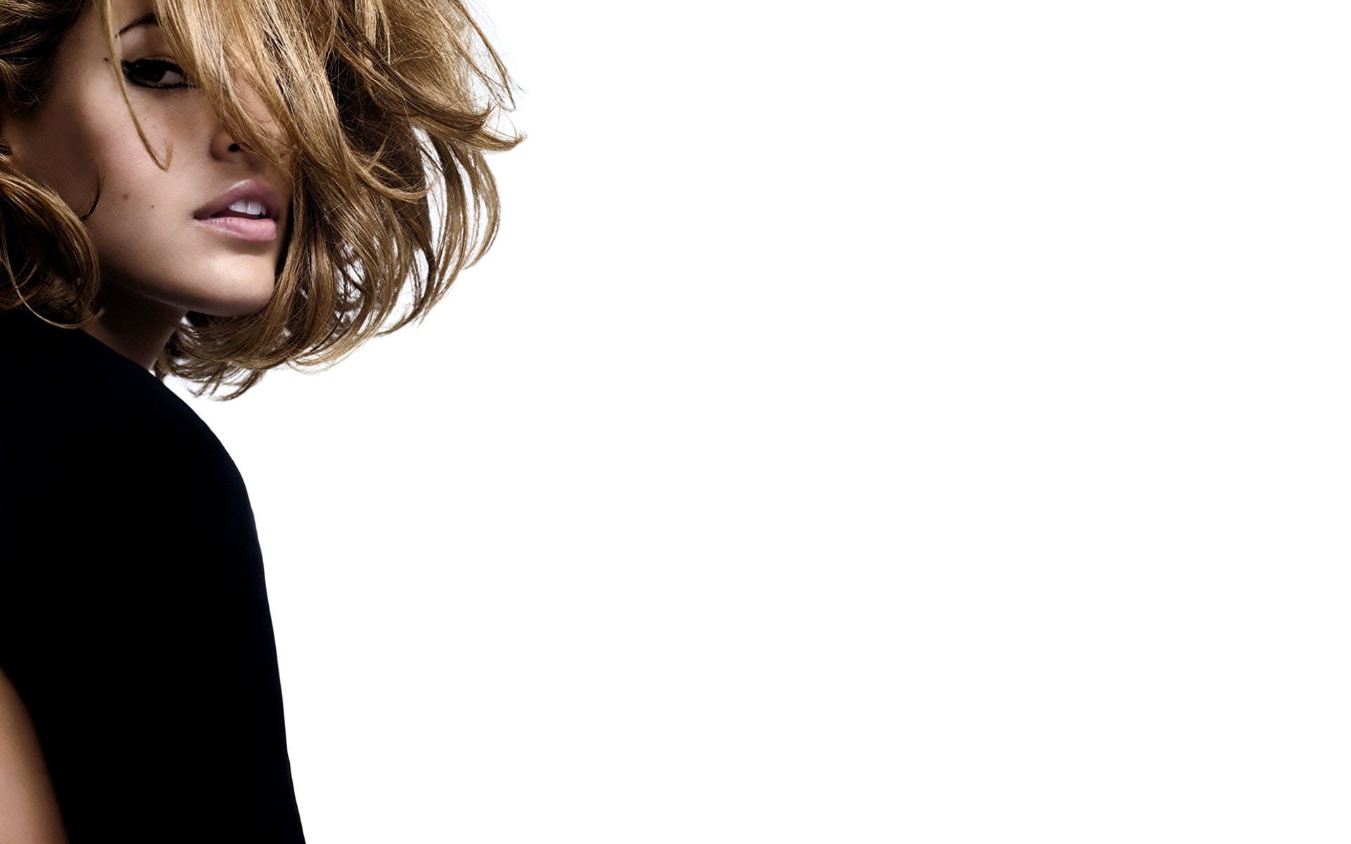 Eva Mendes HD Wallpaper