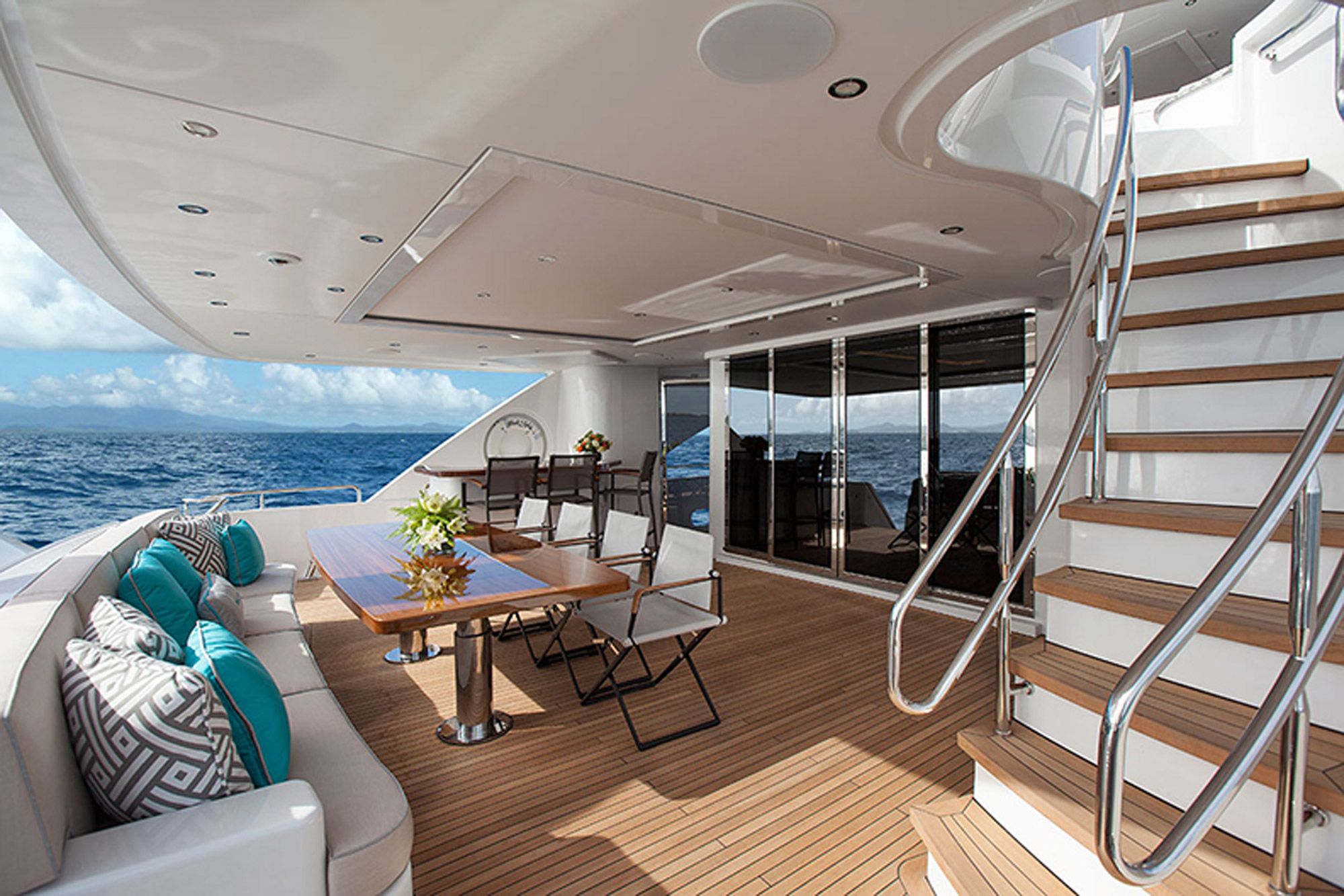 ocean house yacht