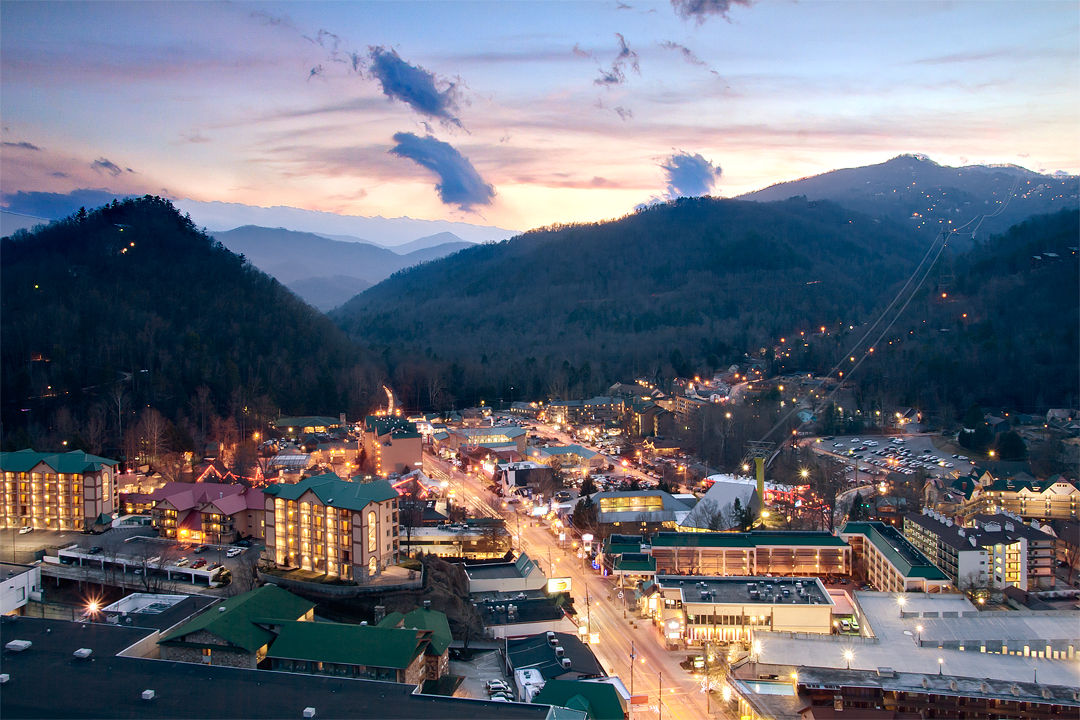 Gatlinburg Tn Tourist Attractions And Street Photography At Night