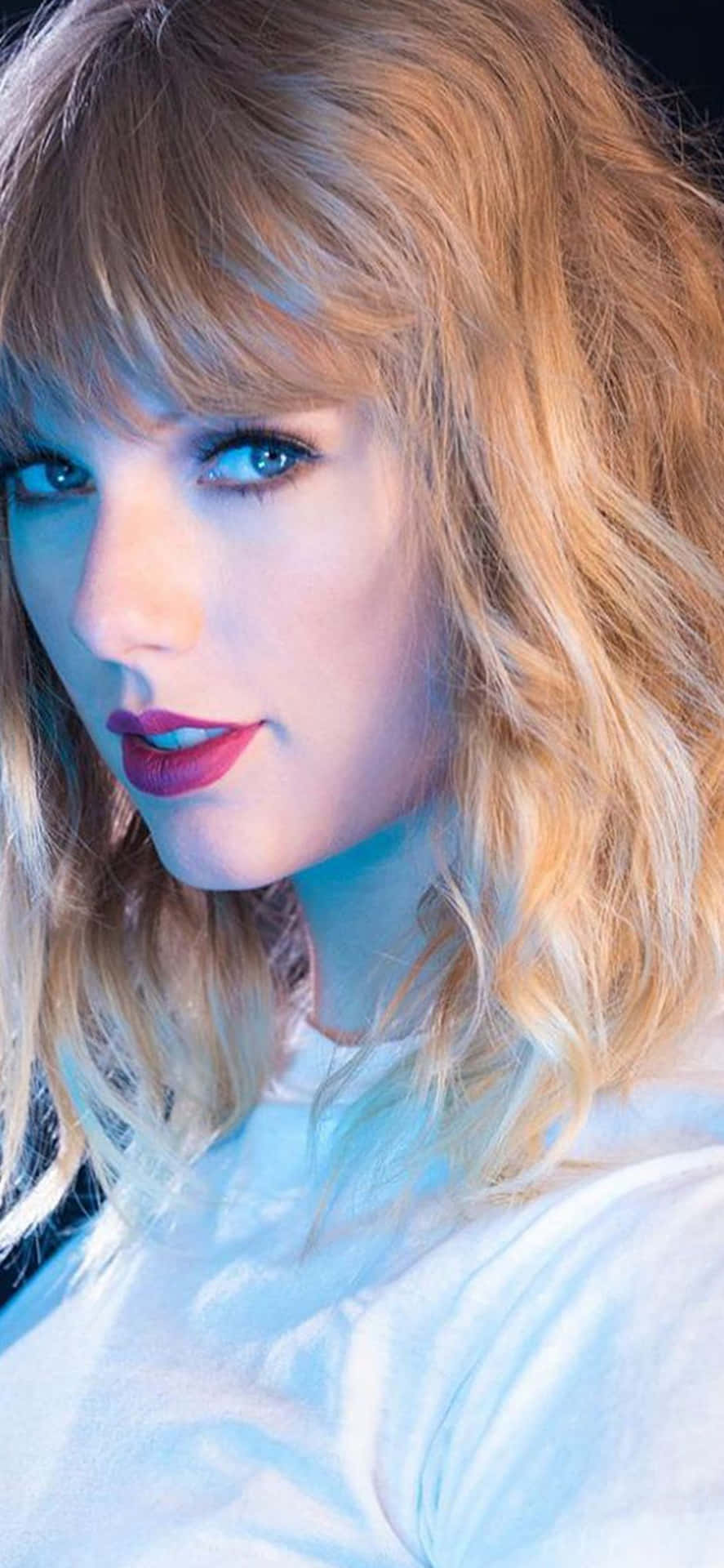 Get The Taylor Swift iPhone And Stay Connected To Music Wallpaper