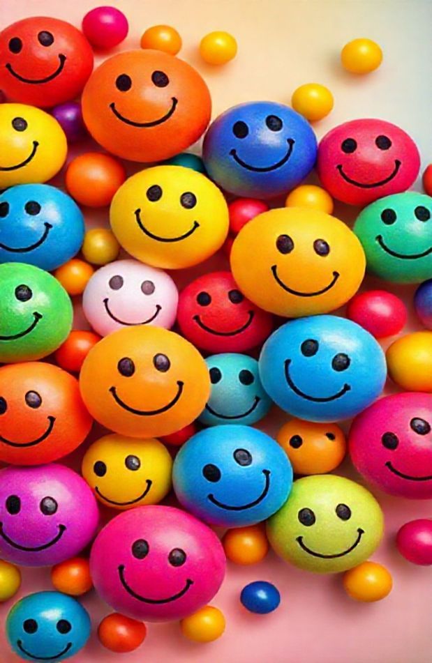 Smiley Ball Wallpaper