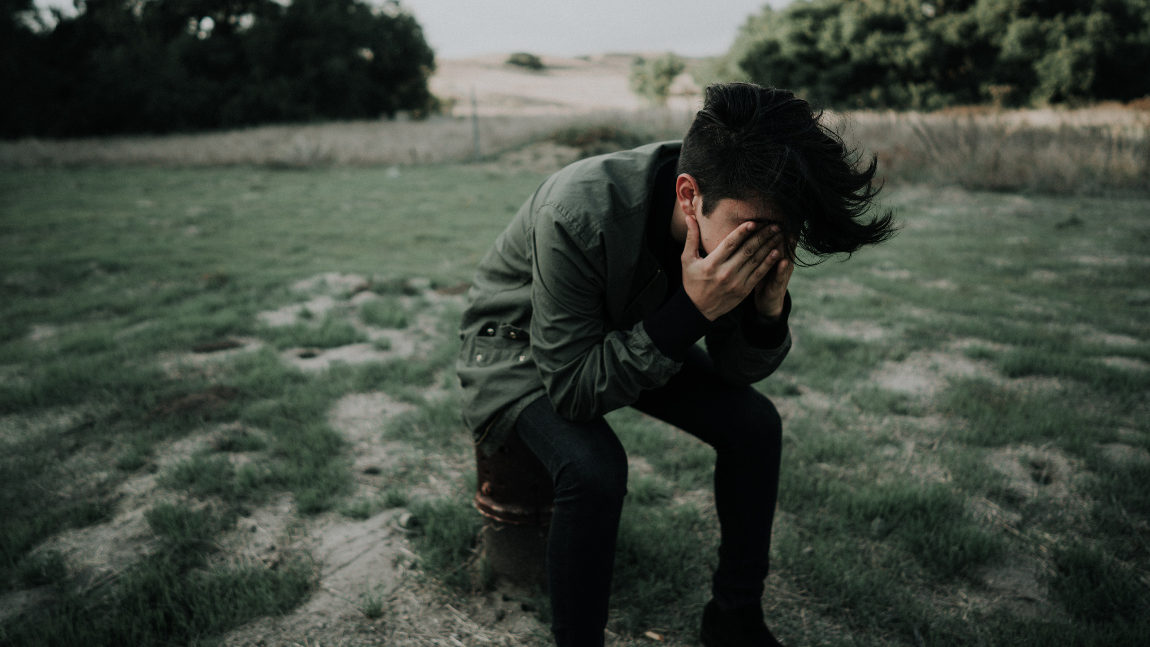 Sad Boy Sitting Alone Crying 4k HD Wallpaper