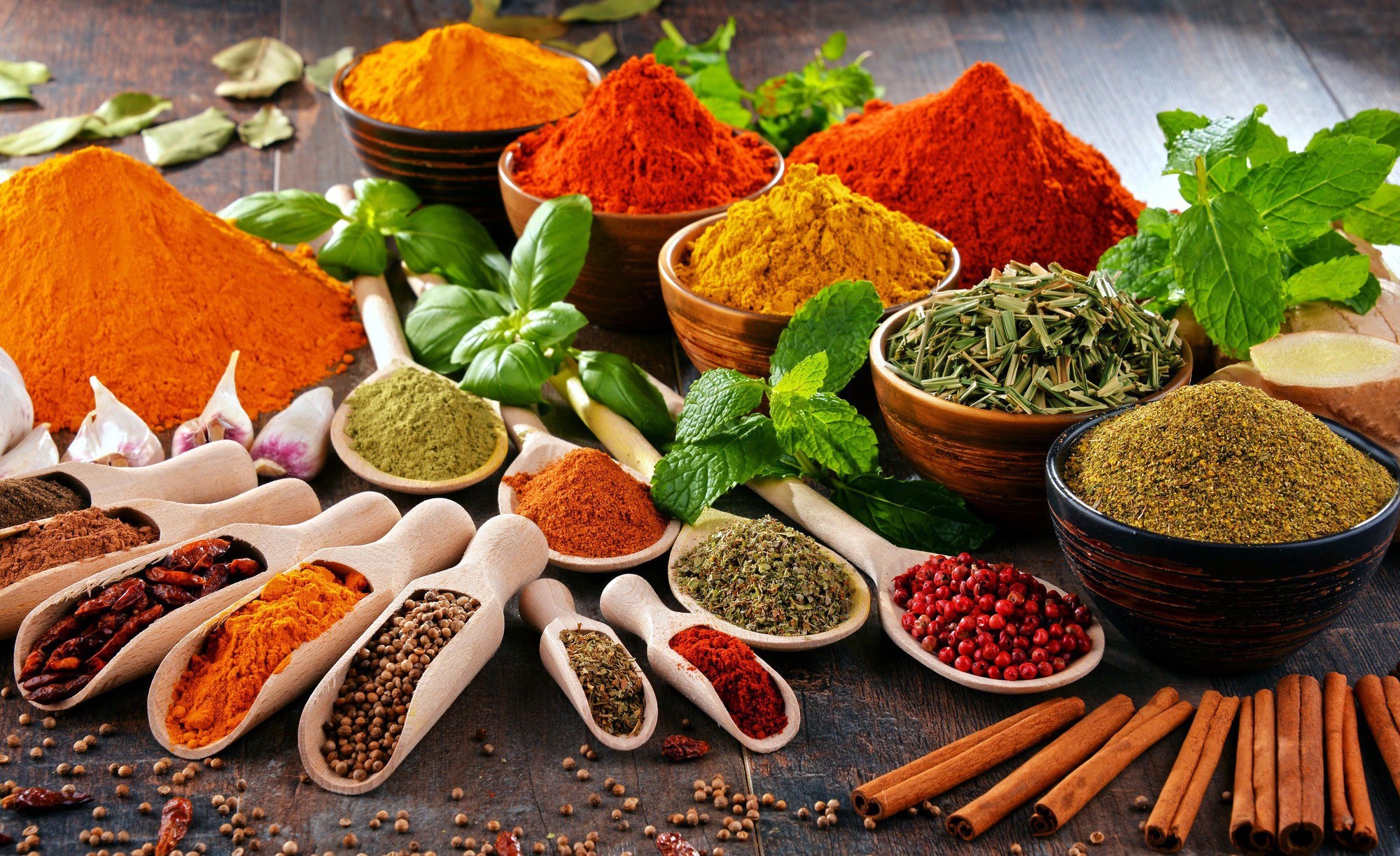 Vibrant Cinnamon And Exotic Herbs Wallpaper