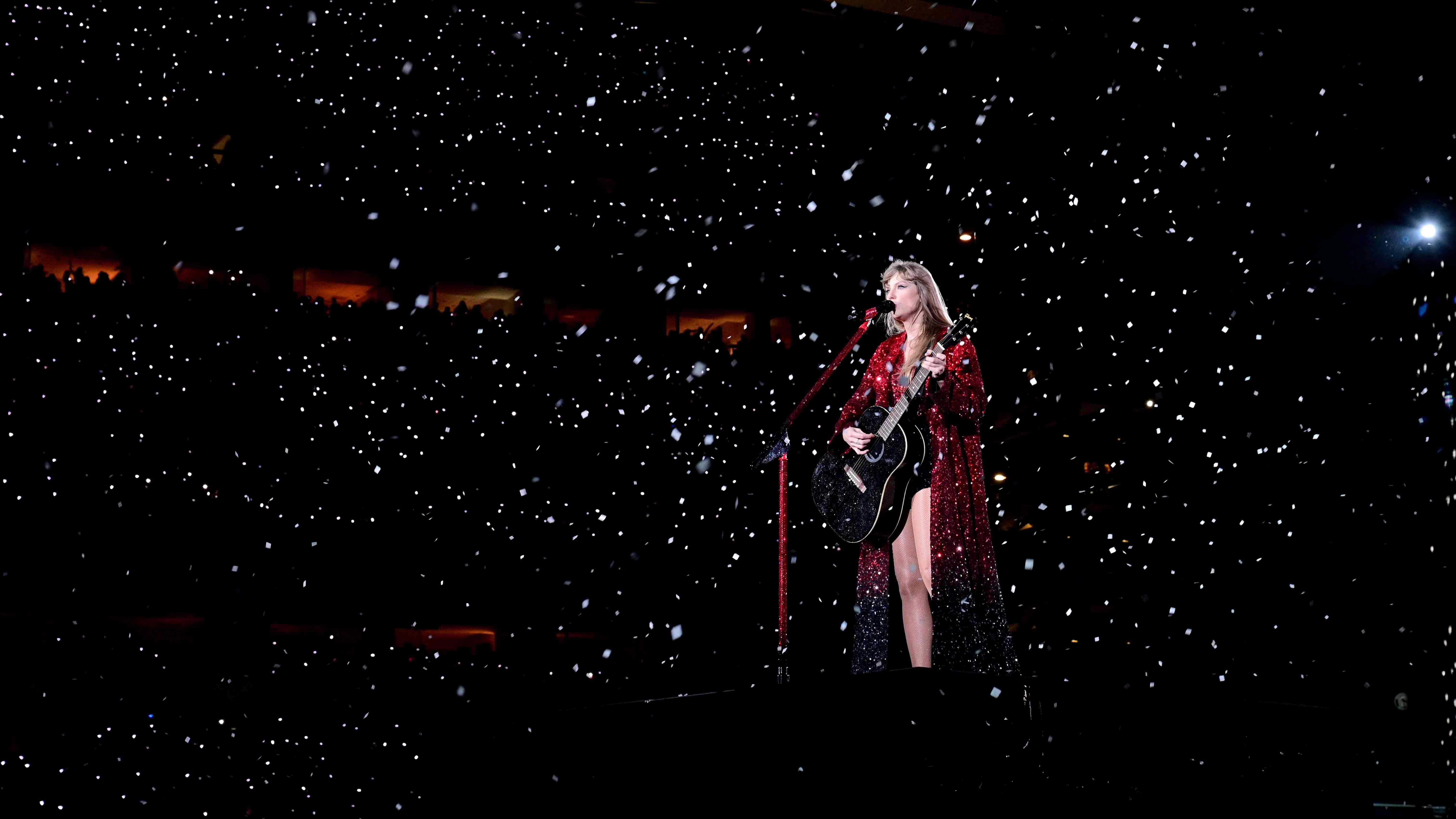 Download Taylor Swift Eras Tour At Metlife Stadium Local Nj Businesses By Pbrooks Taylor