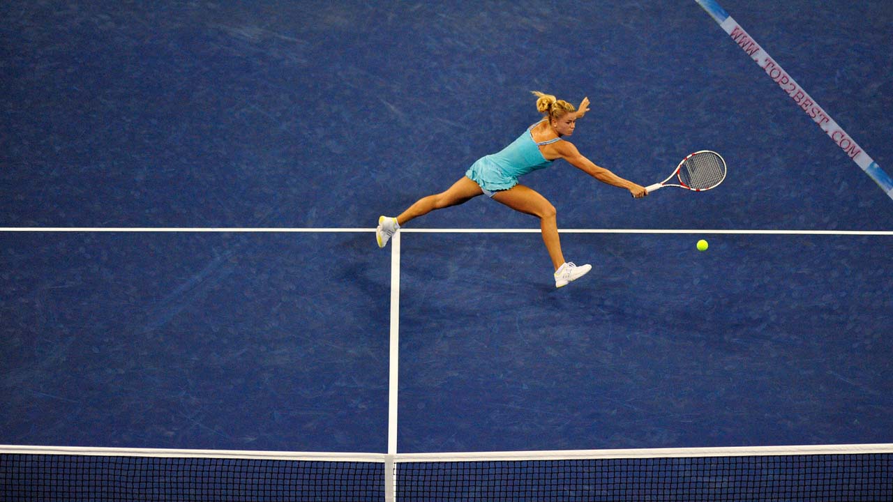 Camila Giorgi Tennis Court Wallpaper