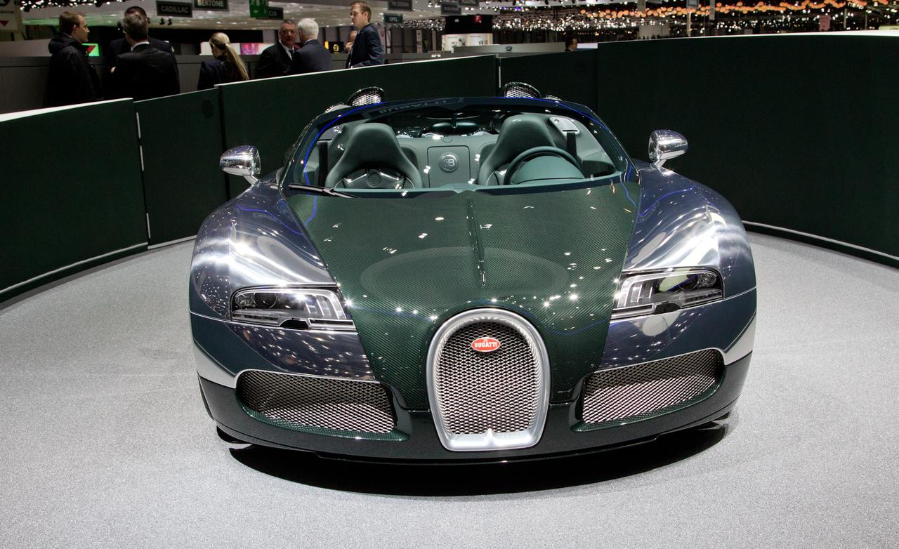 Bugatti Veyron Grand Sport Green Carbon Photo