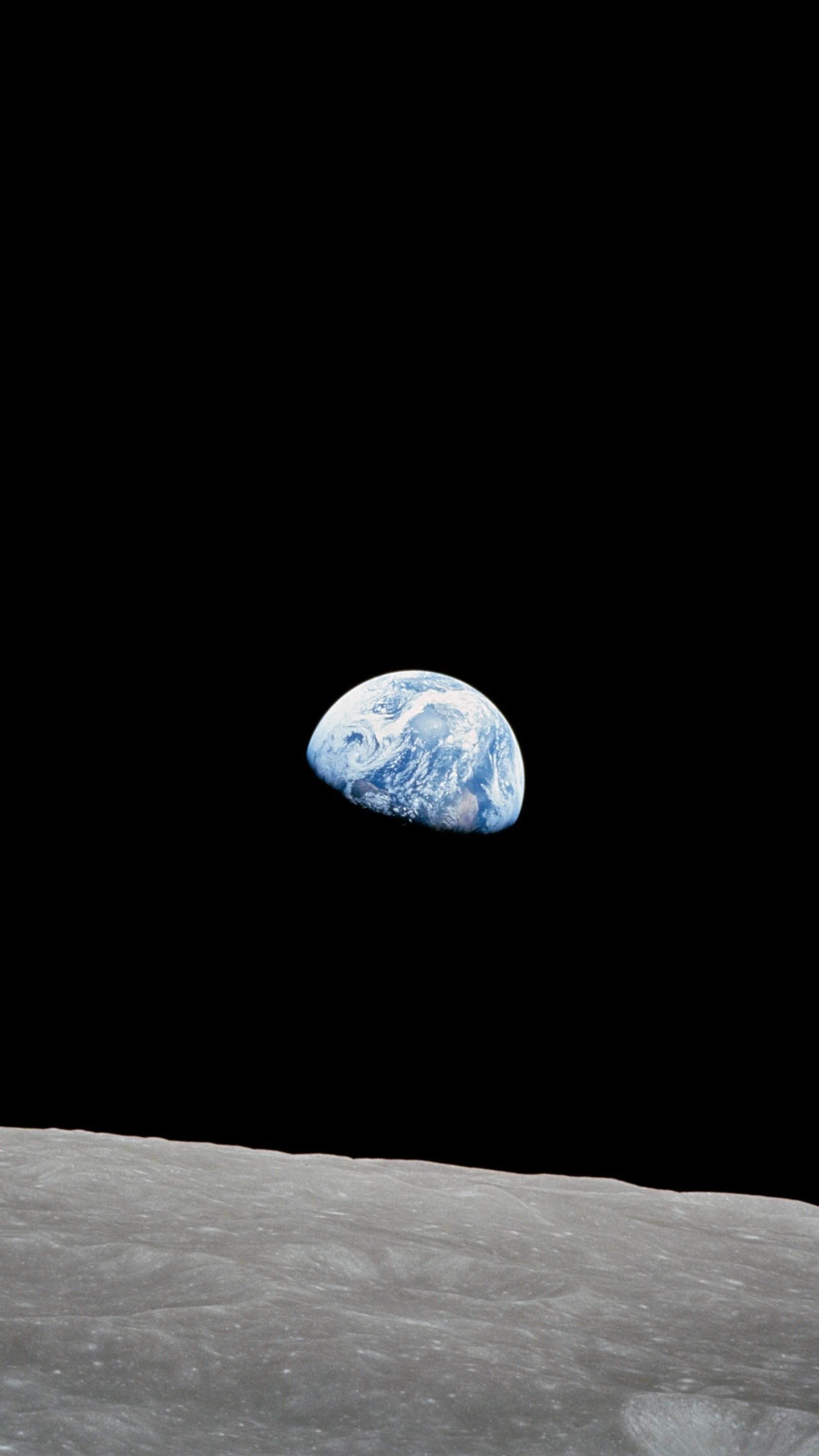 Apollo S Iconic Earthrise Photos Space iPhone Wallpaper
