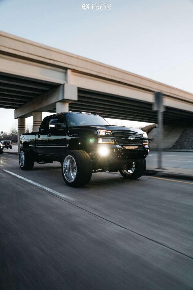 Chevrolet Silverado HD Classic With Tis Forged