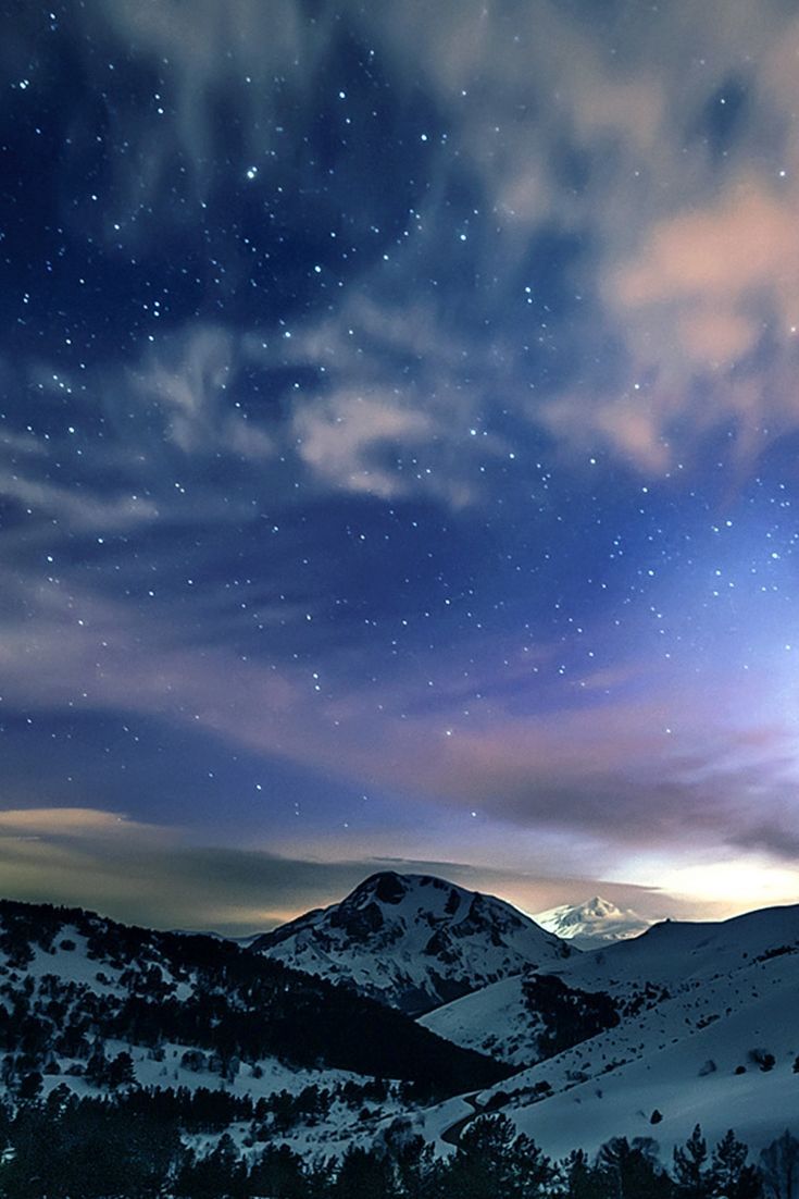 Moving Clouds On A Starry Night Winter Wallpaper