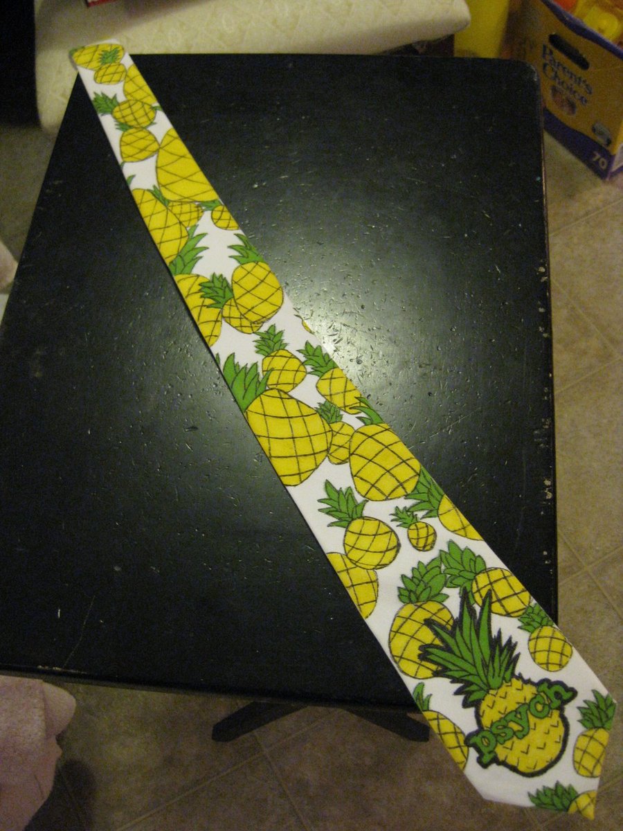 Psych pineapple tie by Anthro7 on