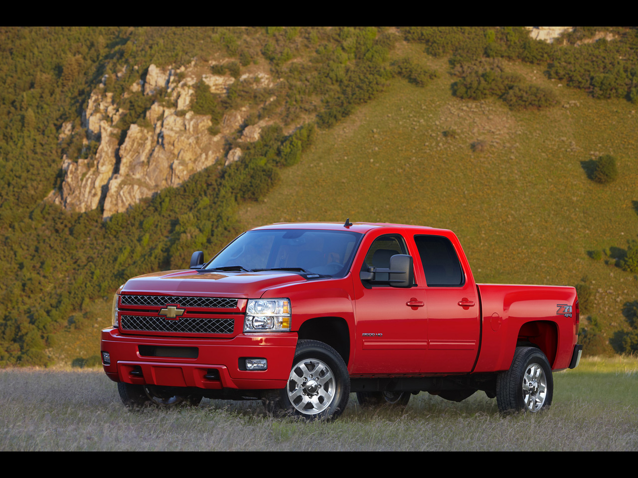 Chevrolet Silverado HD Red Front And Side