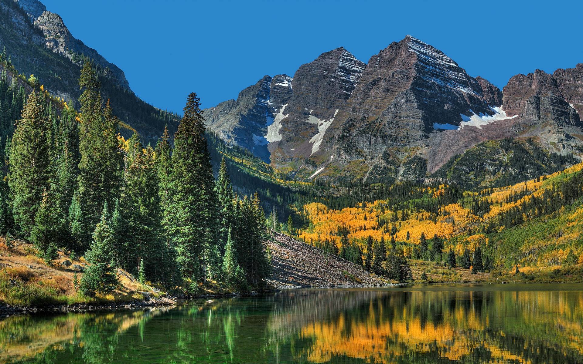 Mountain Scenes Wallpaper