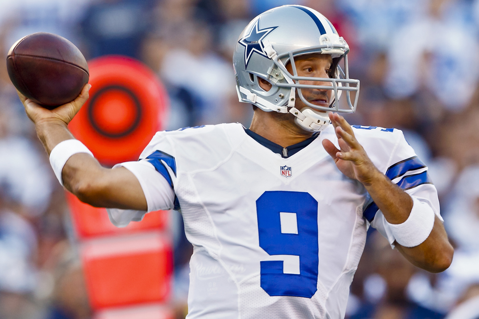 what race is tony romo of the dallas cowboys 1920x1280