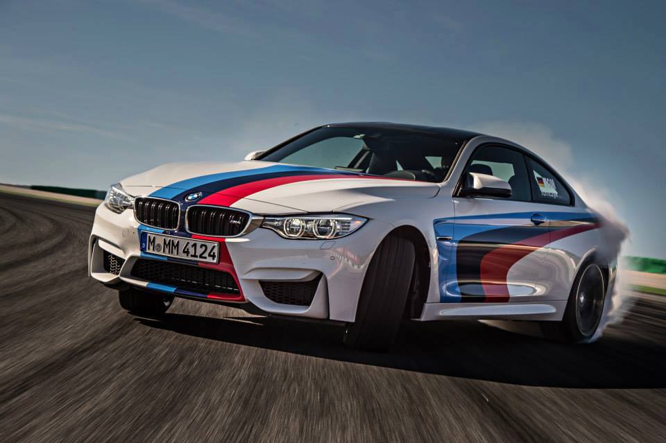 2015 BMW M4 in spectacular drifting fashion PerformanceDrive