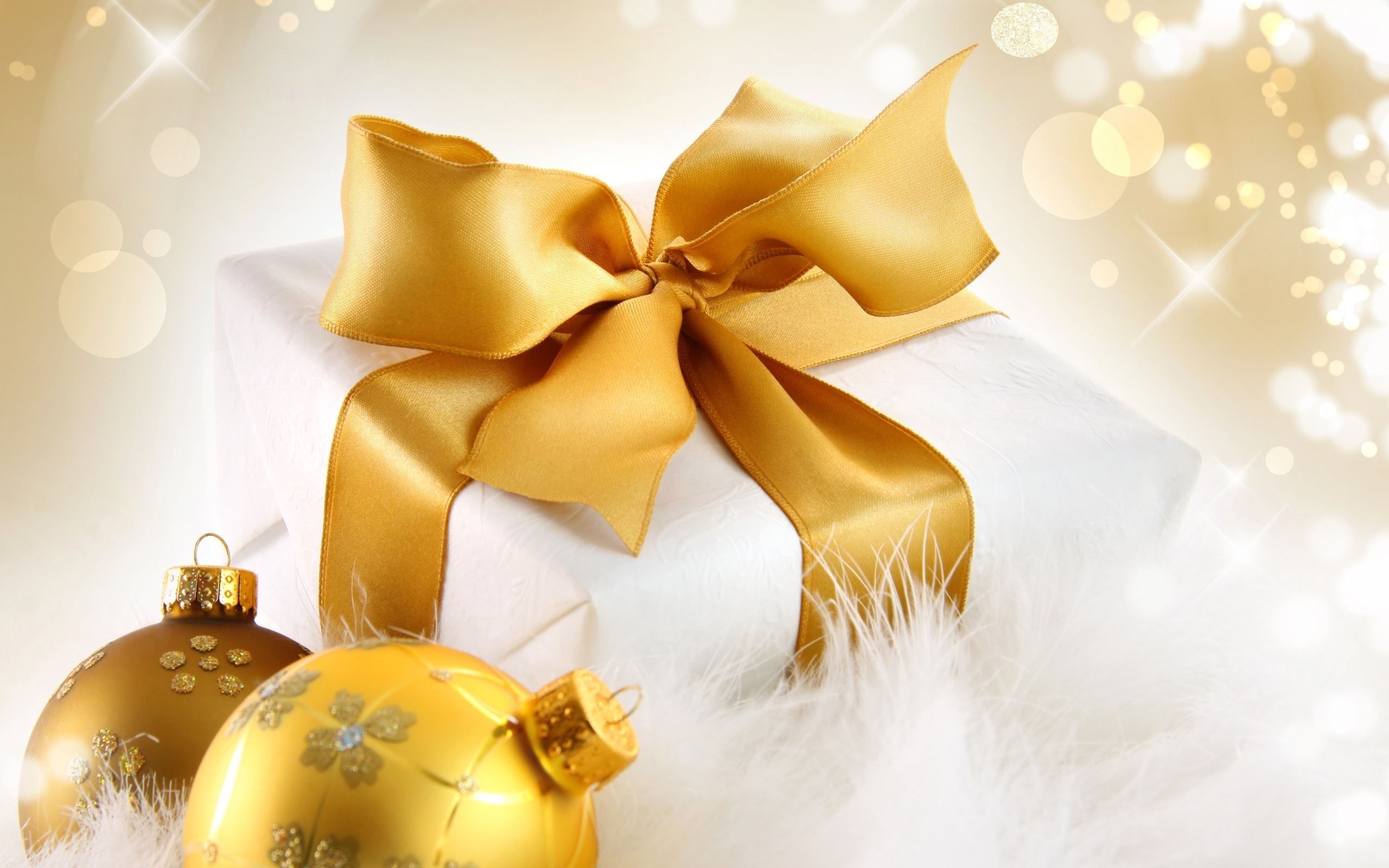 Christmas Gifts Background Wallpaper High Definition Quality