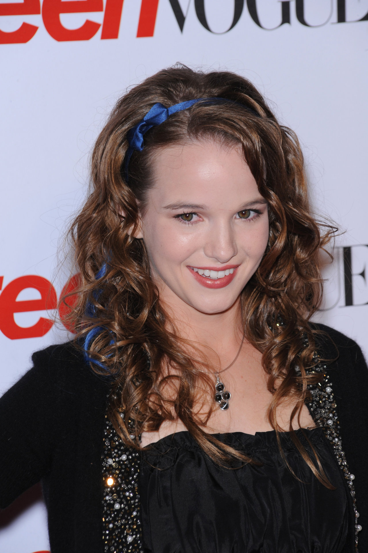 Kay Panabaker Wallpaper Beautiful Pictures And