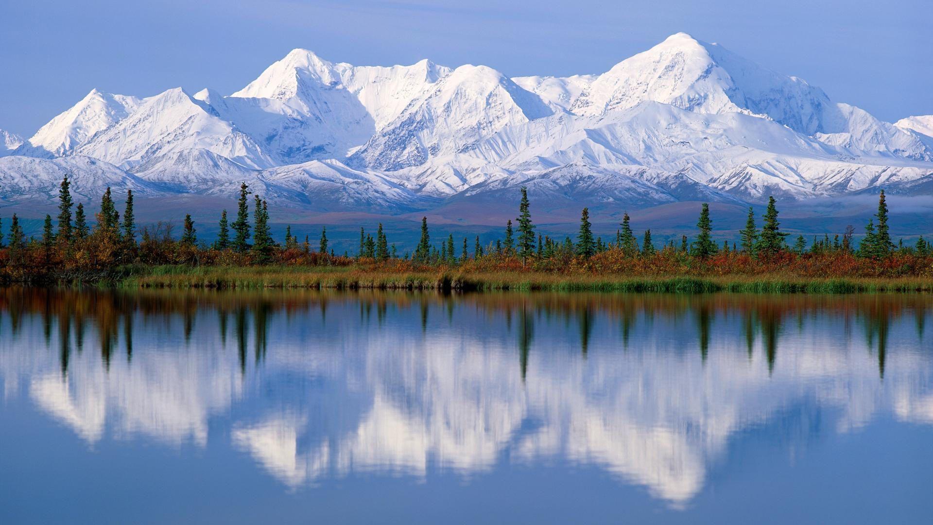 Alaska Wallpaper Top Background