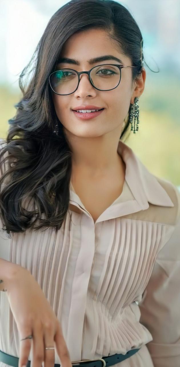 Rashmika Mandanna Wallpaper