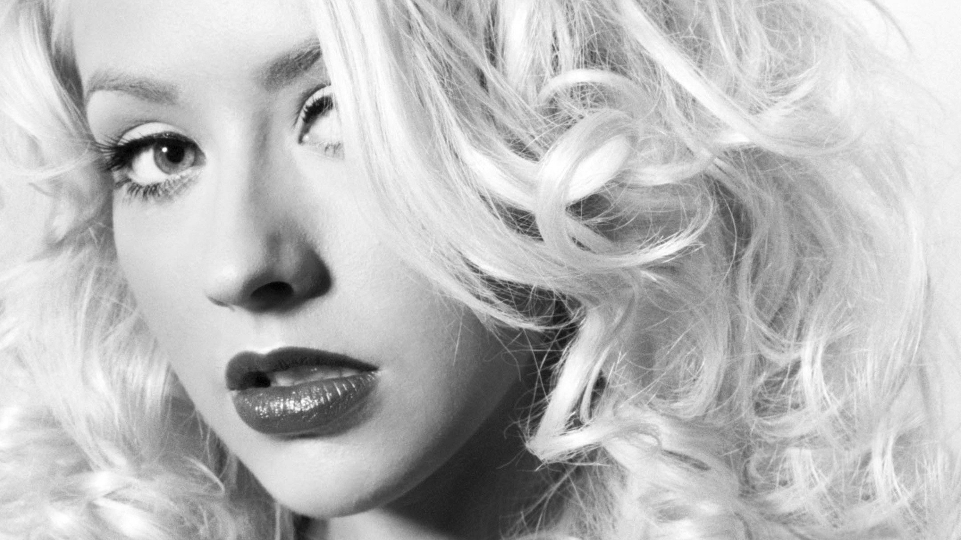 Monochrome Christina Aguilera Wallpaper