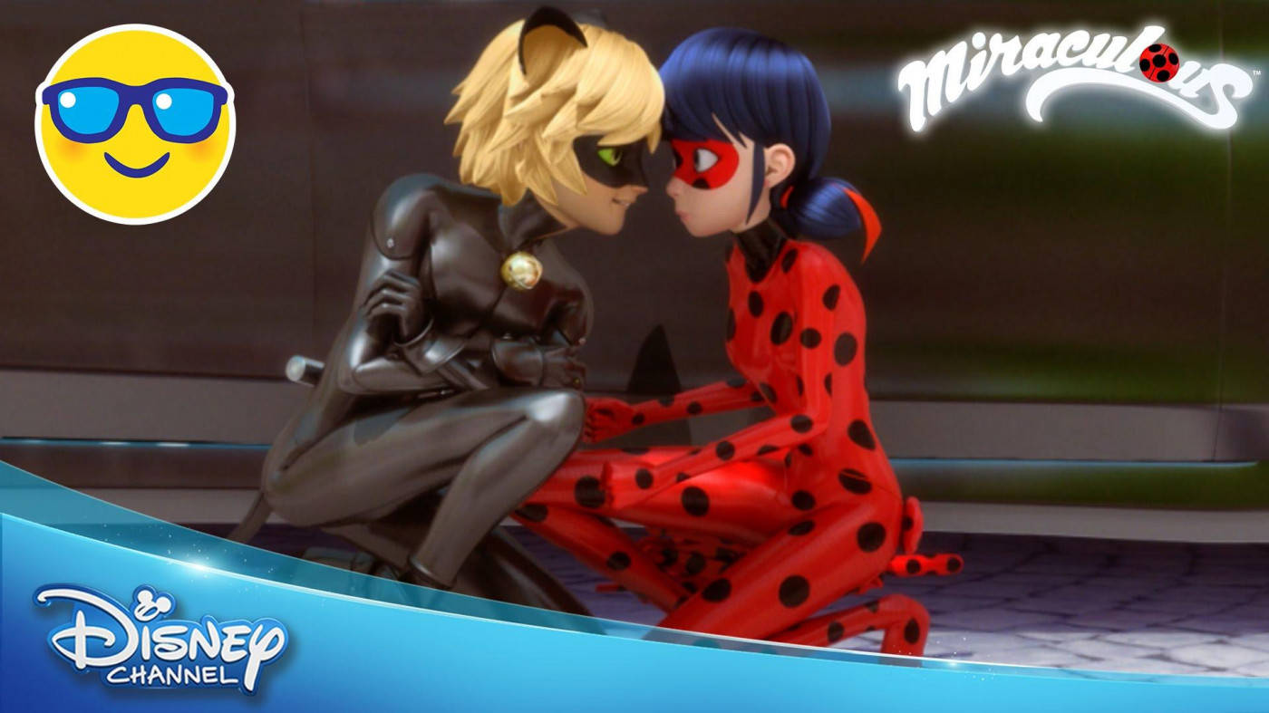 Ladybug And Cat Noir Wallpaper