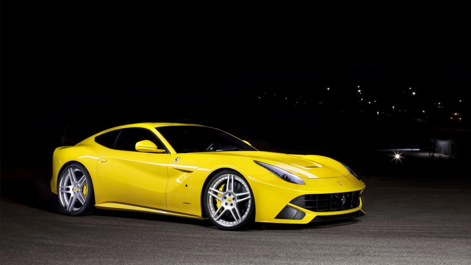  of Ferrari F12 Berlinetta Wallpaper and Prices car completely 1600x900